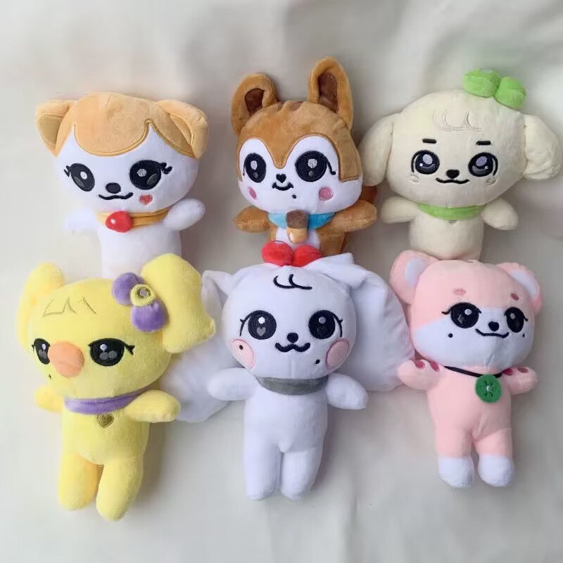 IVE MERCH MINIVE PLUSH (20 cm)