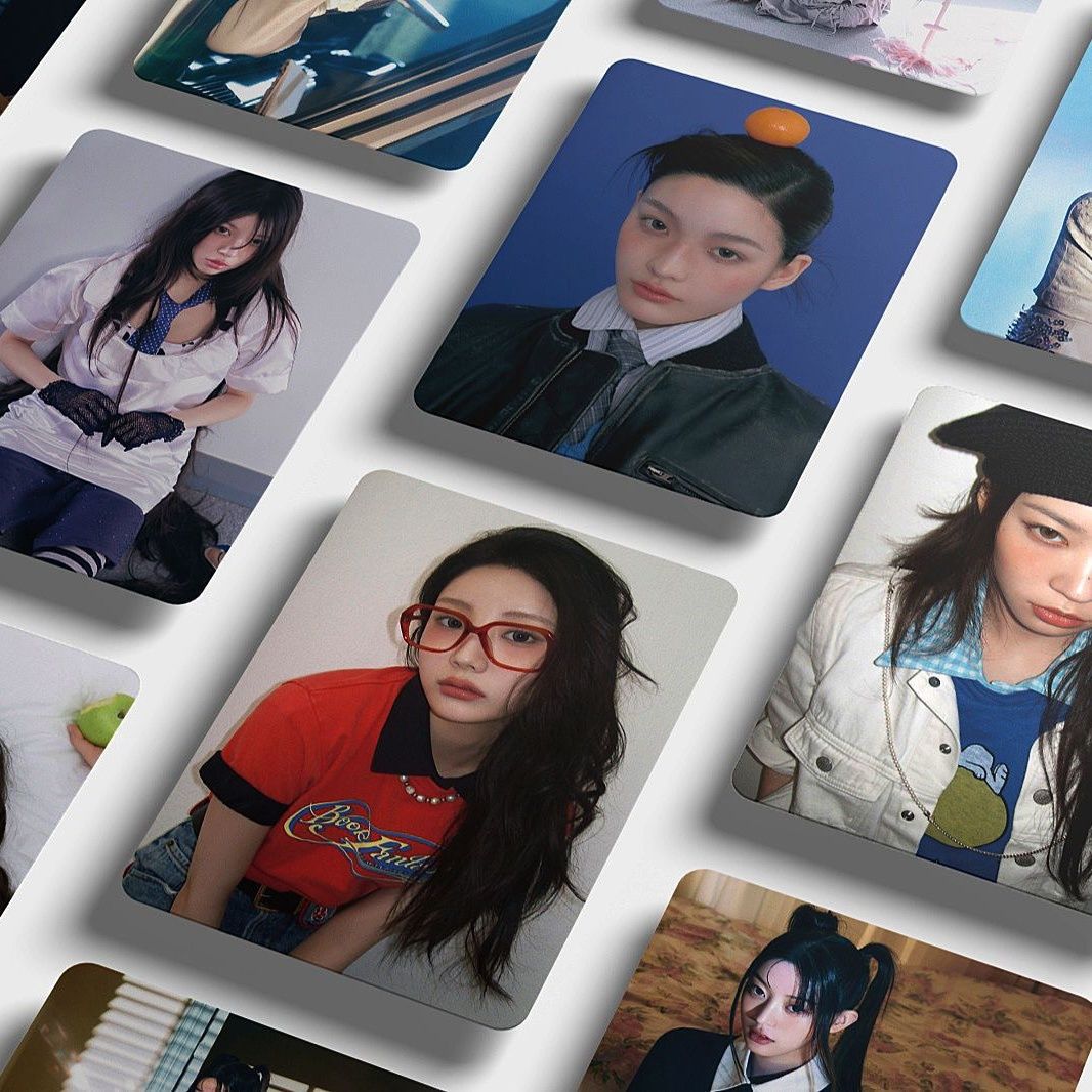 ILLIT BOMB PHOTOCARDS 55 PCS