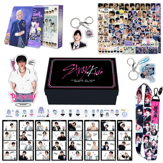 STRAY KIDS GIFT BOX